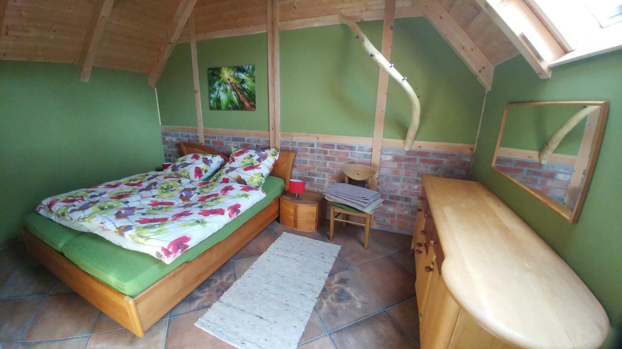 Ziegeleihof Inmitten Von Wiesen Und Waeldern Degenershausen Esterno foto
